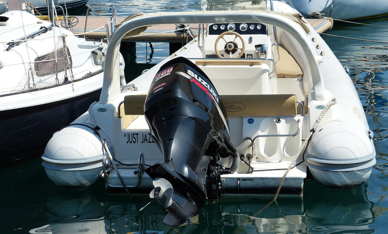 powerboat motor suzuki